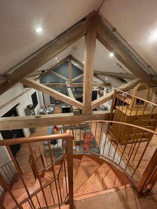 ウェルシュプール Tank Barn At Brook House, Nestled In The Welsh Hills, A Delightful Retreatヴィラ エクステリア 写真